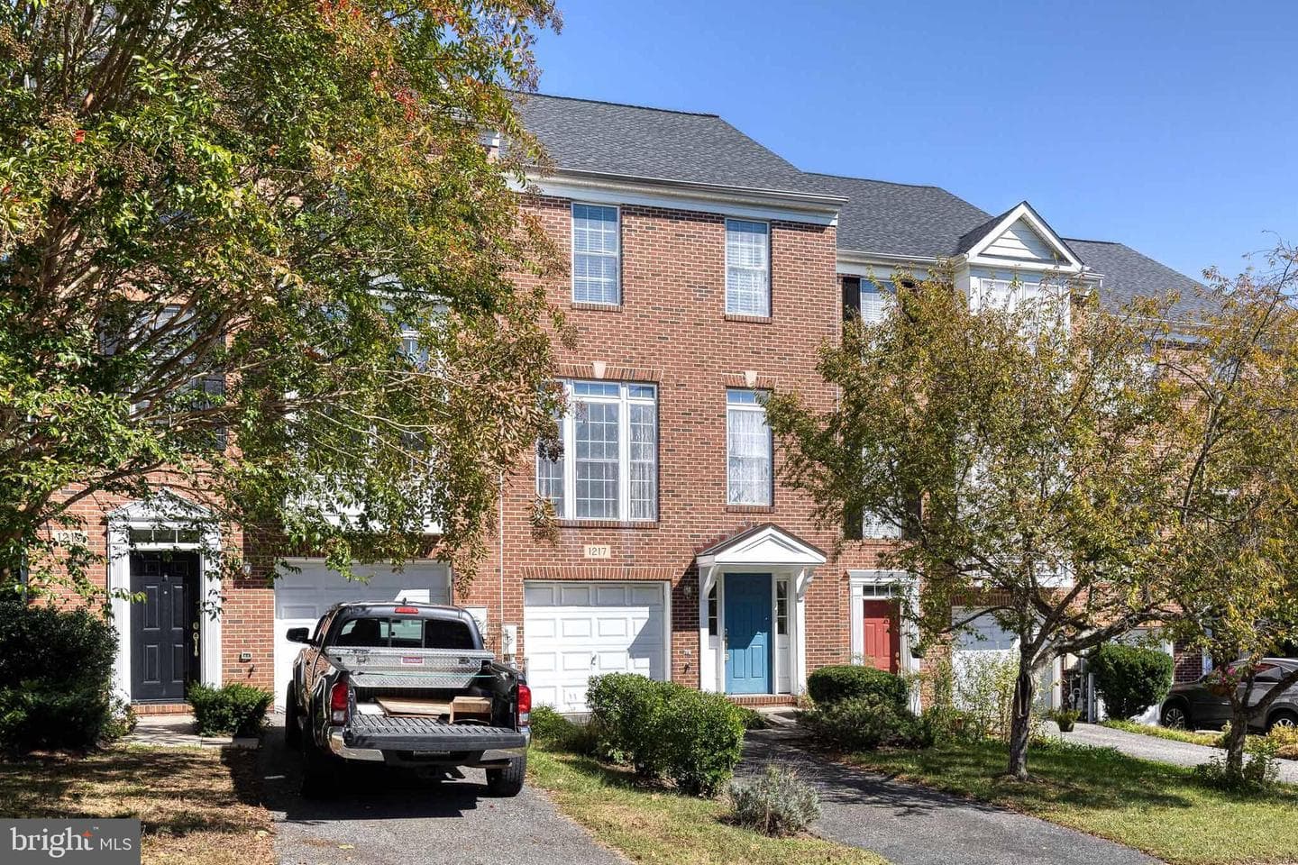 1217 Birchleaf Court photo 2