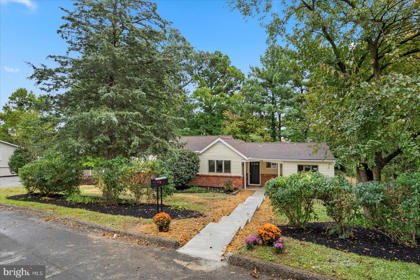 969 Tidewater Road photo 1