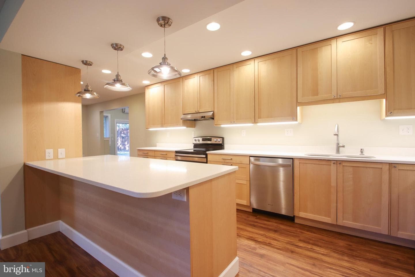 311 Sharon Drive photo 12