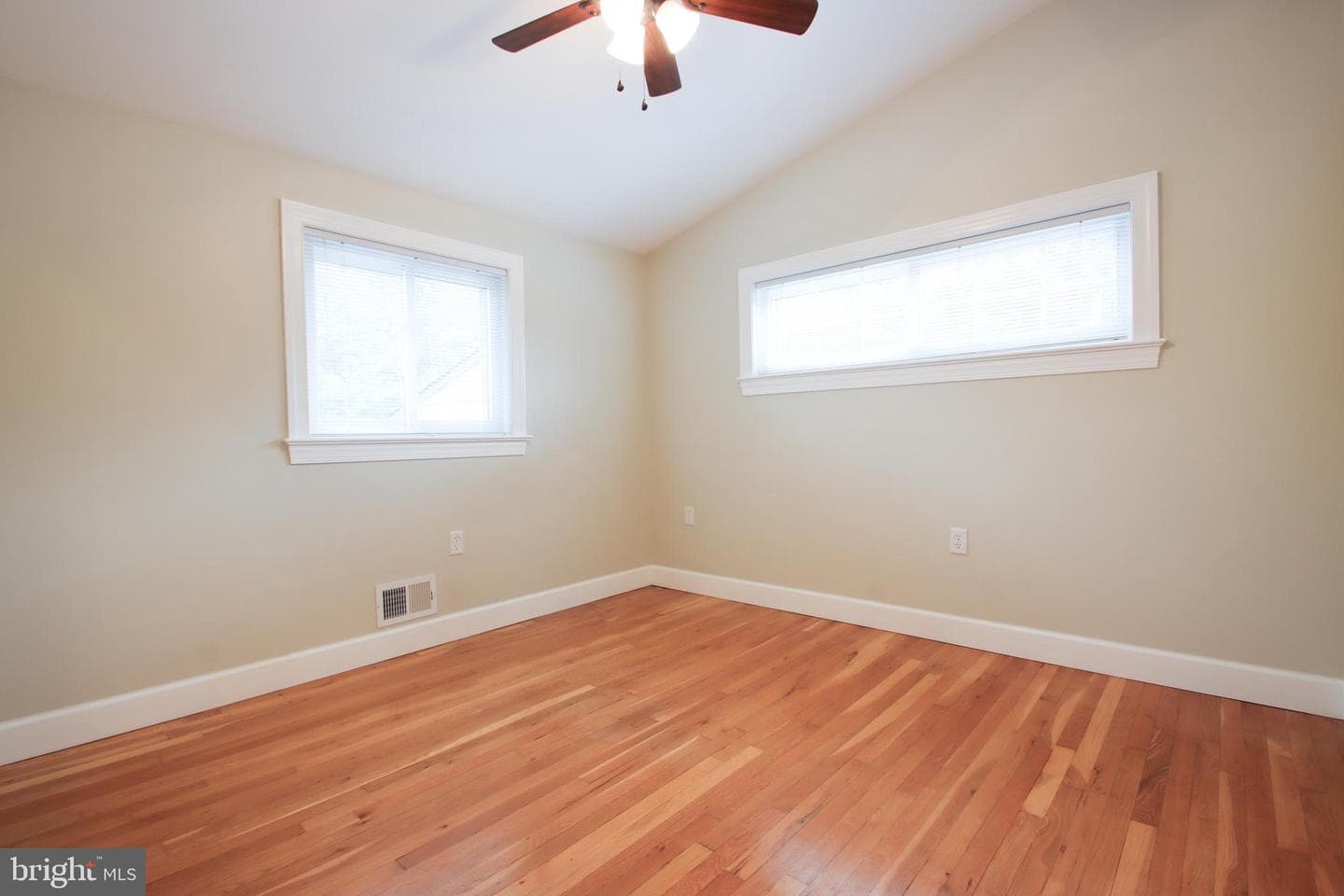 311 Sharon Drive photo 23