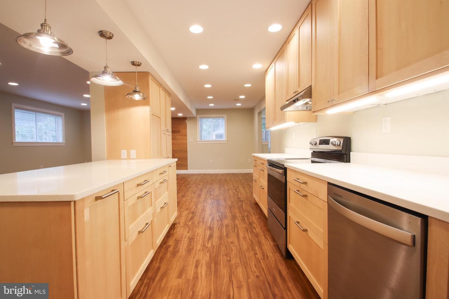 311 Sharon Drive photo 6