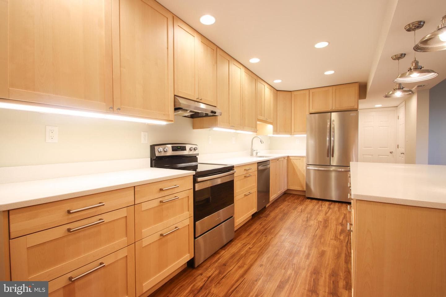 311 Sharon Drive photo 8