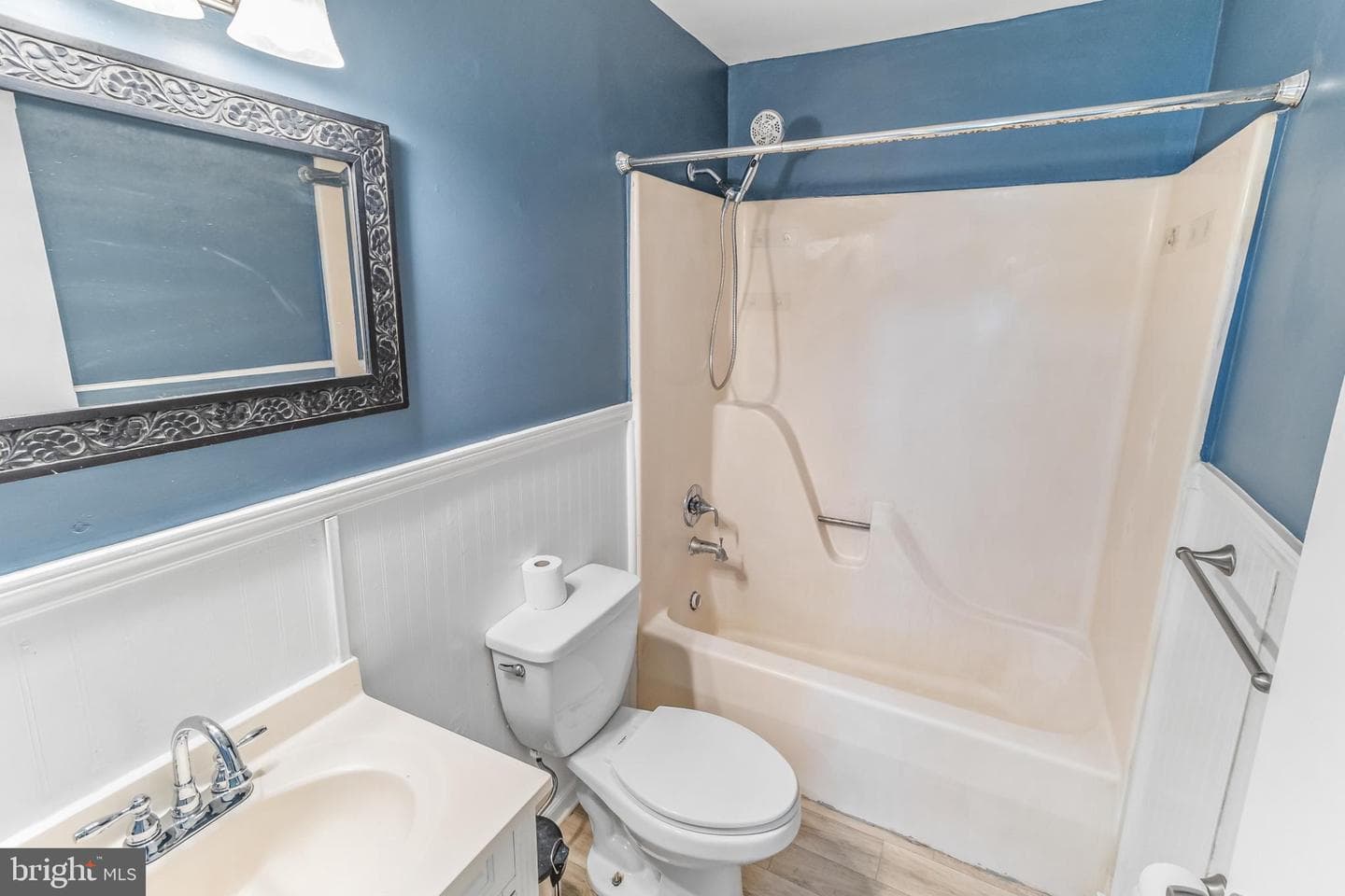 4738 Washington Avenue photo 28