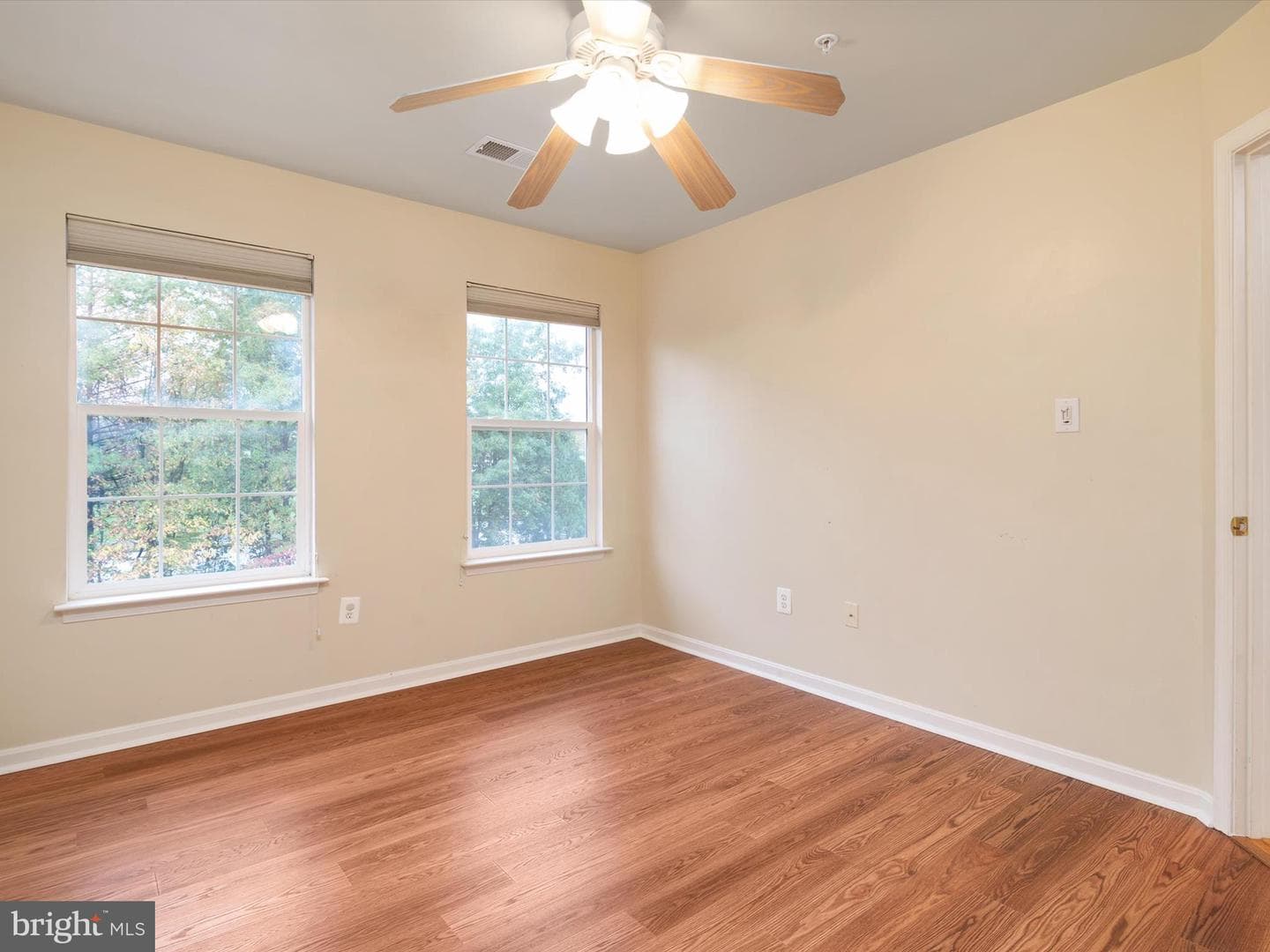2604 Streamview Drive photo 23