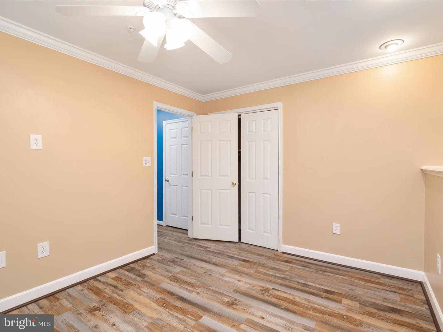 2604 Streamview Drive photo 31