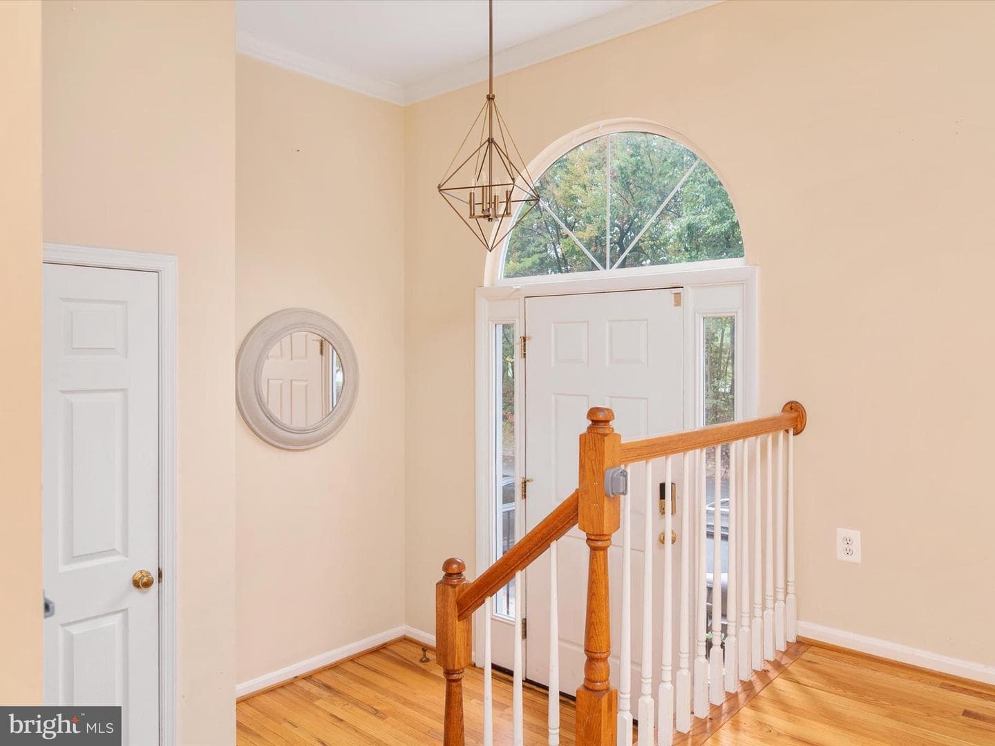 2604 Streamview Drive photo 4
