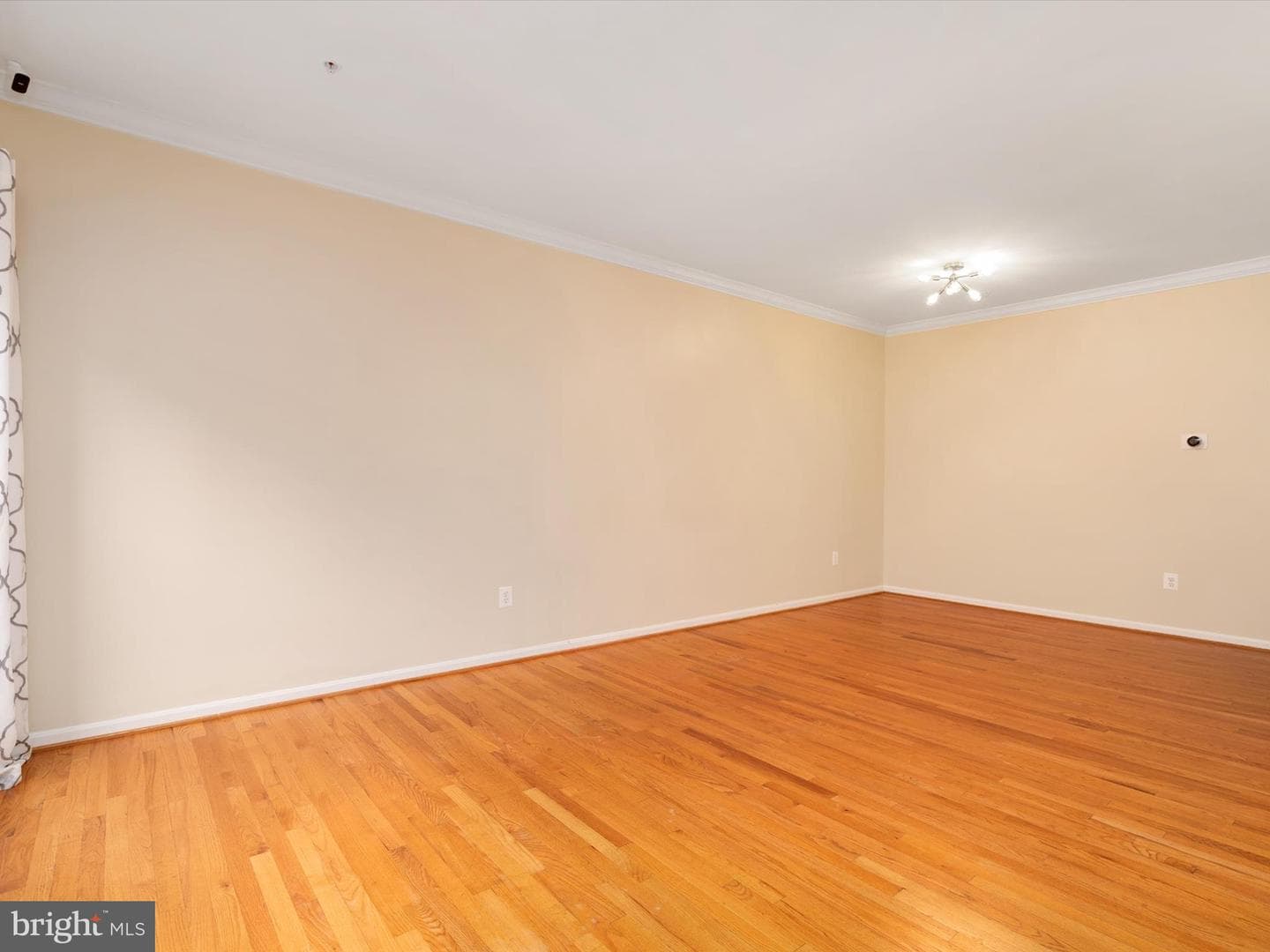 2604 Streamview Drive photo 6