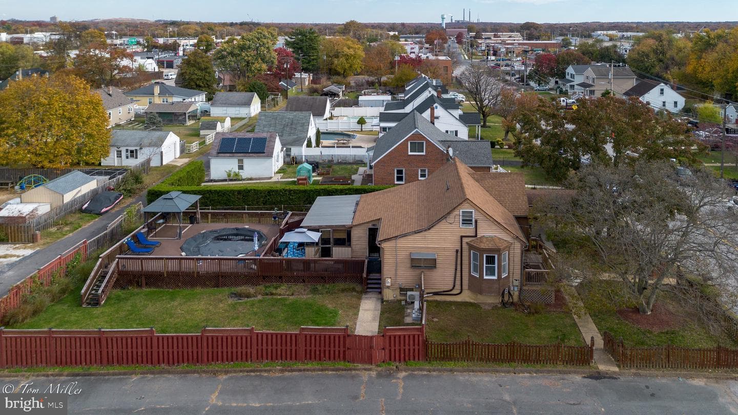 114 Wellham Avenue NW photo 5