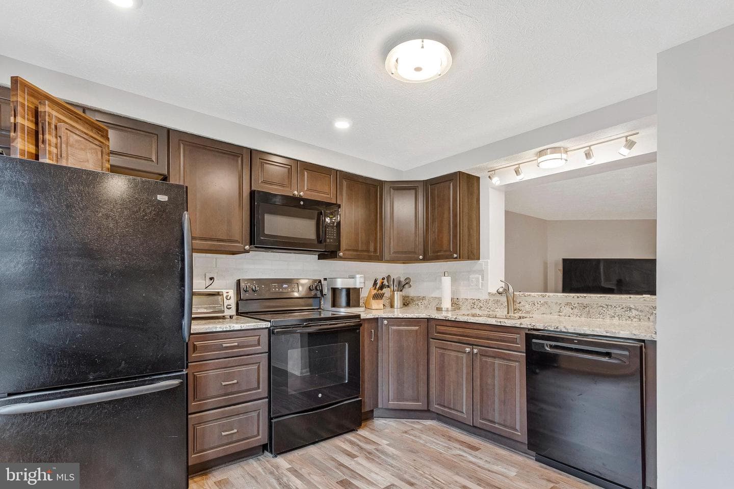 2564 Log Mill Court photo 5