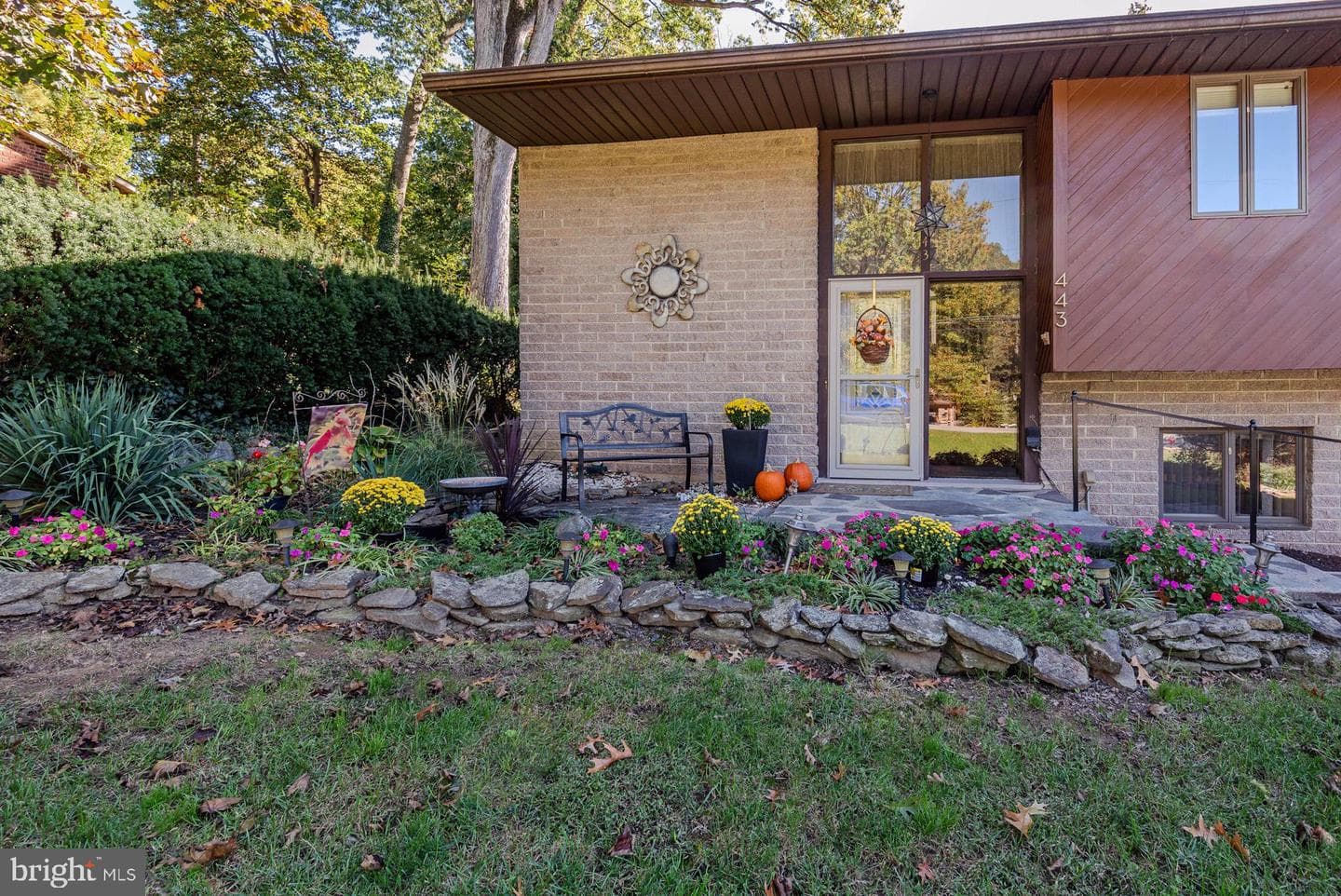 443 W Maple Road photo 4
