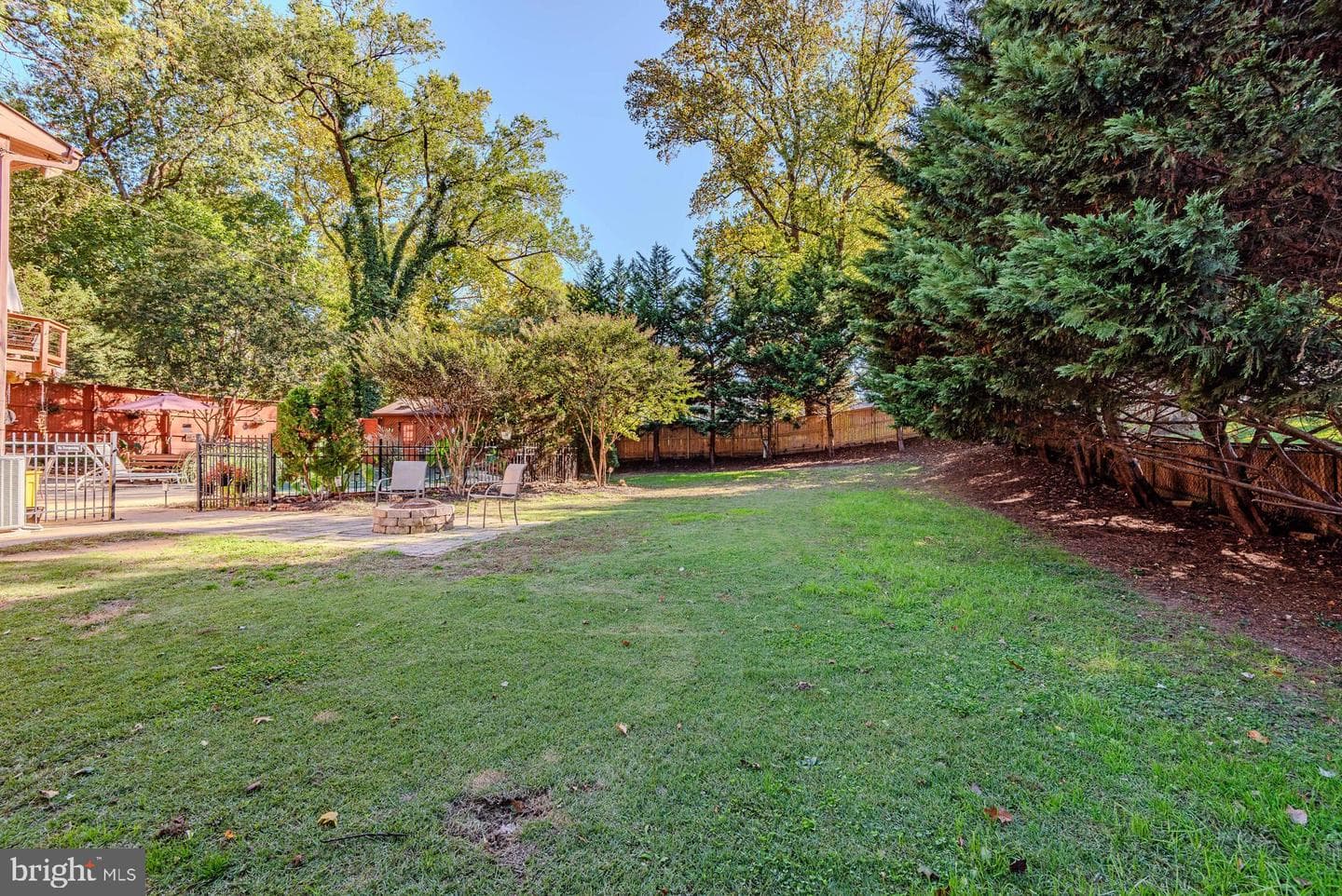 443 W Maple Road photo 48
