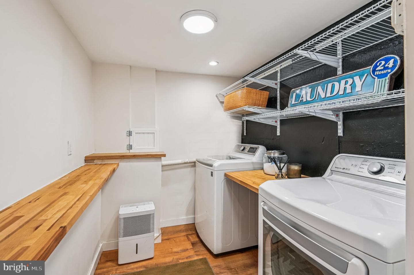 415 Londontown Road photo 31