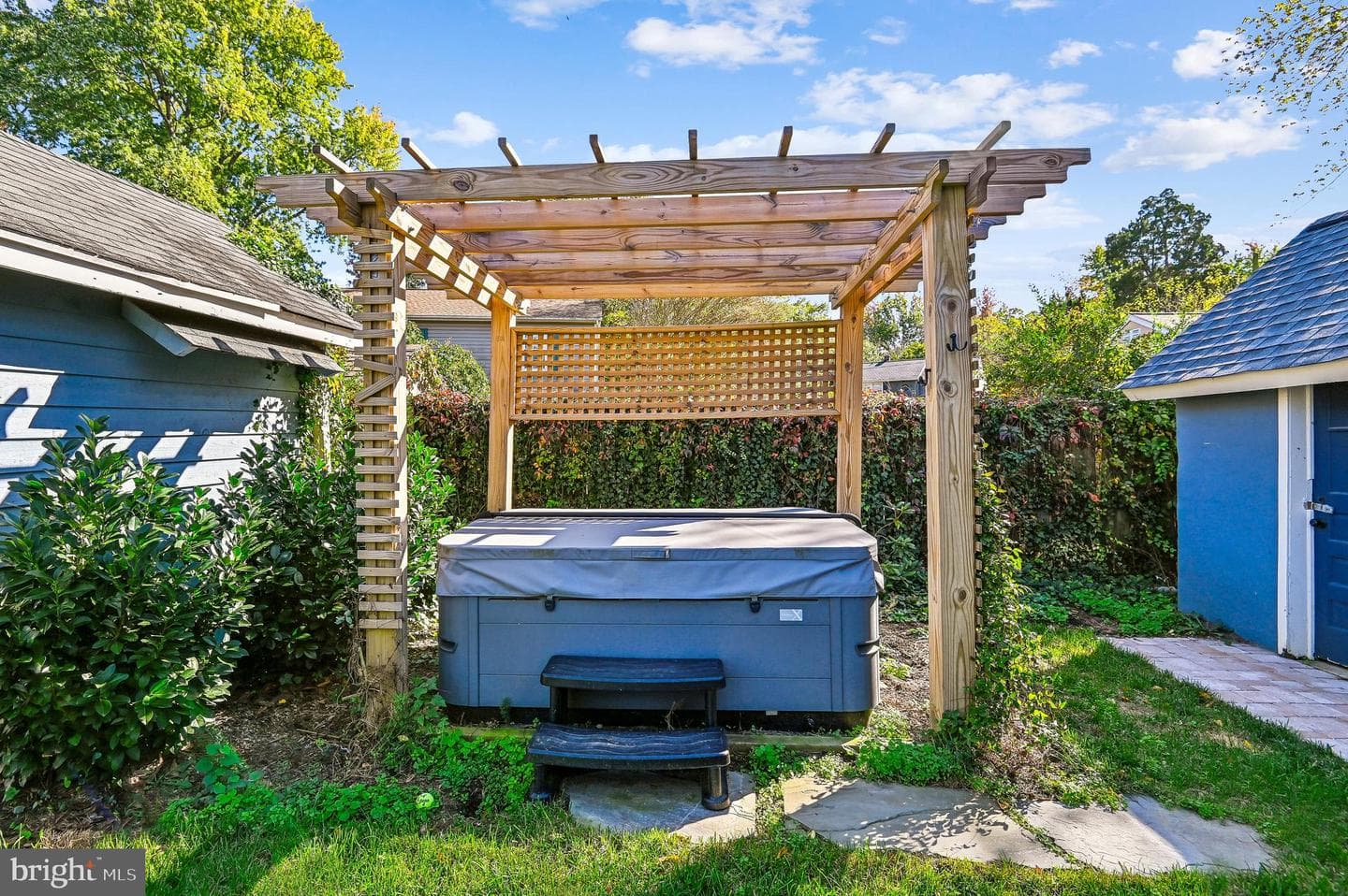 415 Londontown Road photo 4