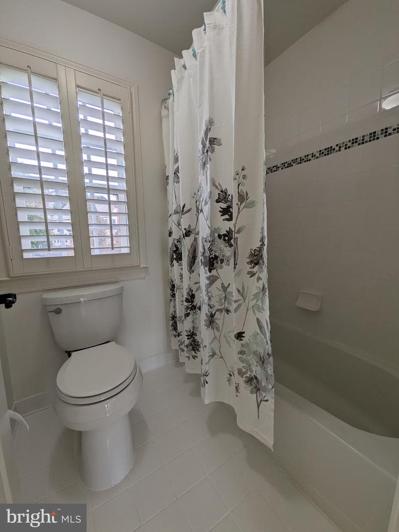 326 Carlyn Drive photo 42