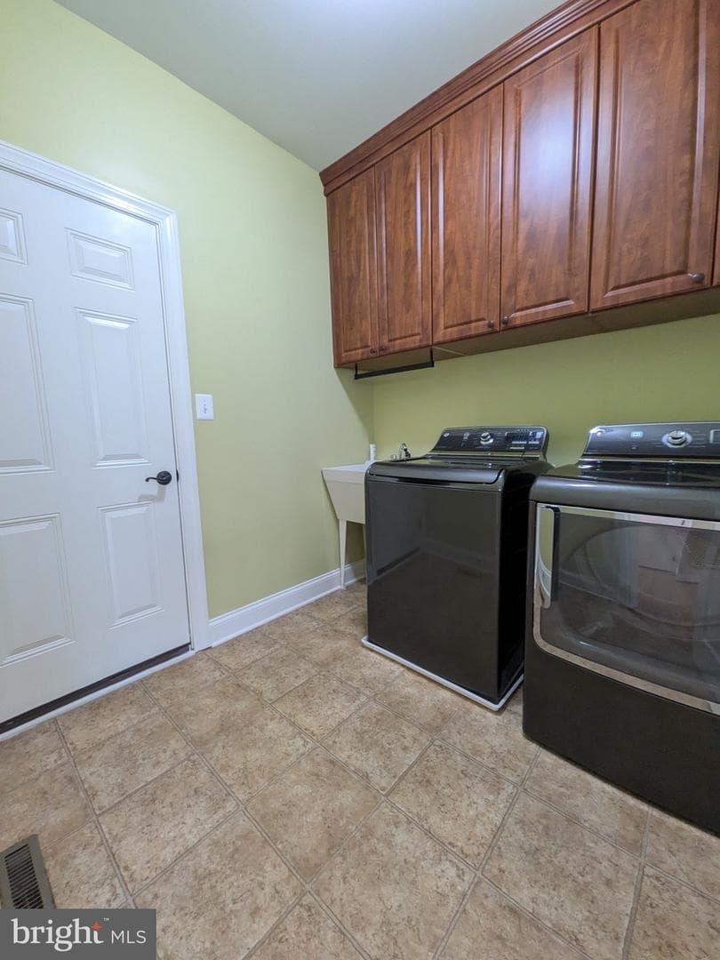 326 Carlyn Drive photo 45