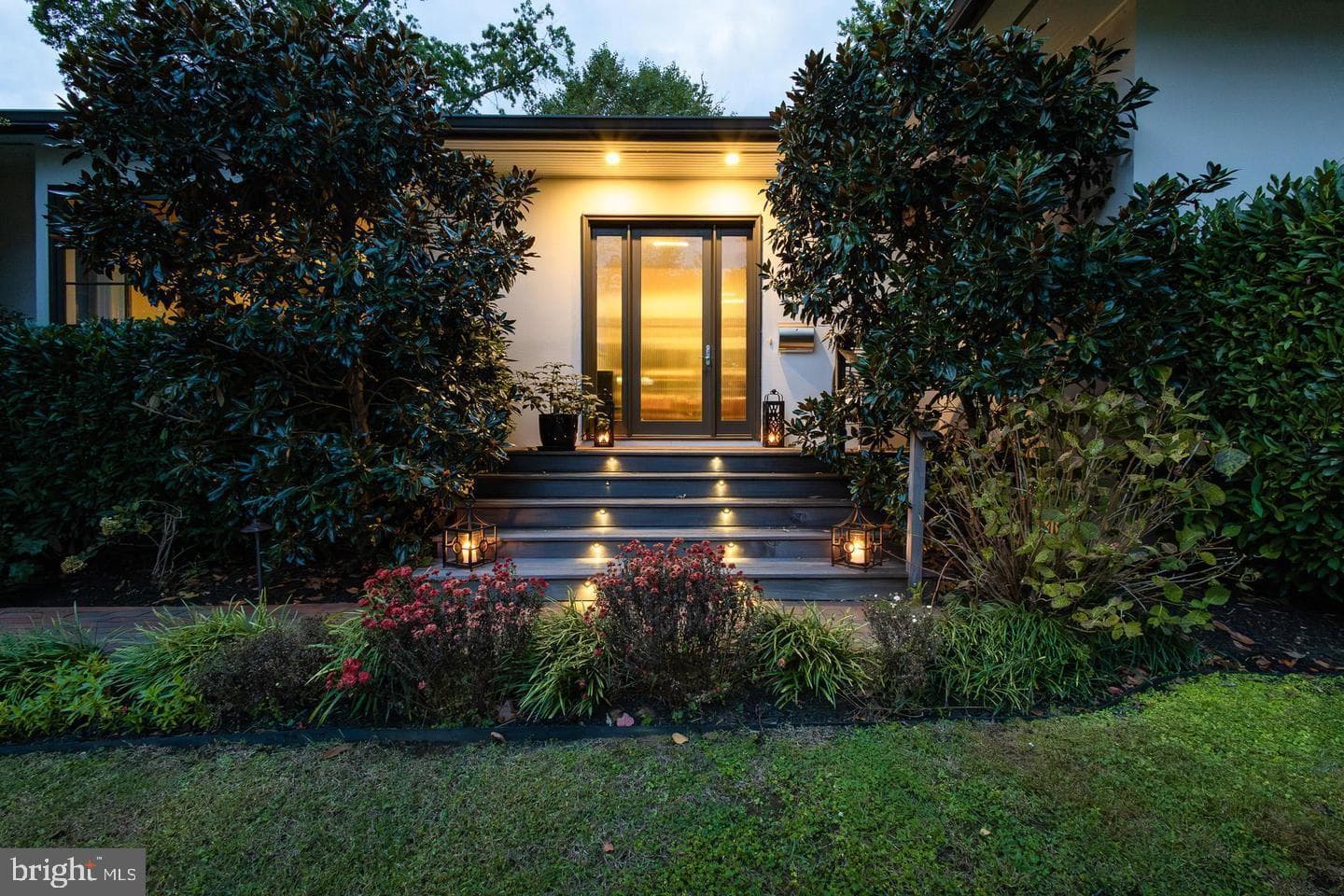 1004 Moss Haven Court