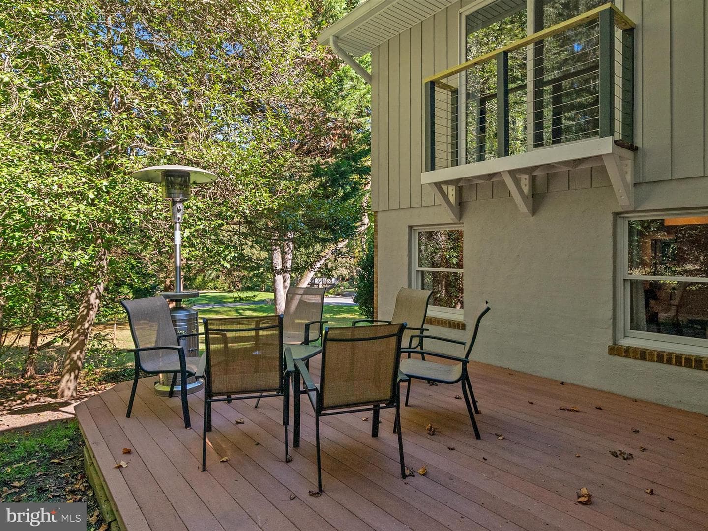 1676 Saint Albans Square photo 40