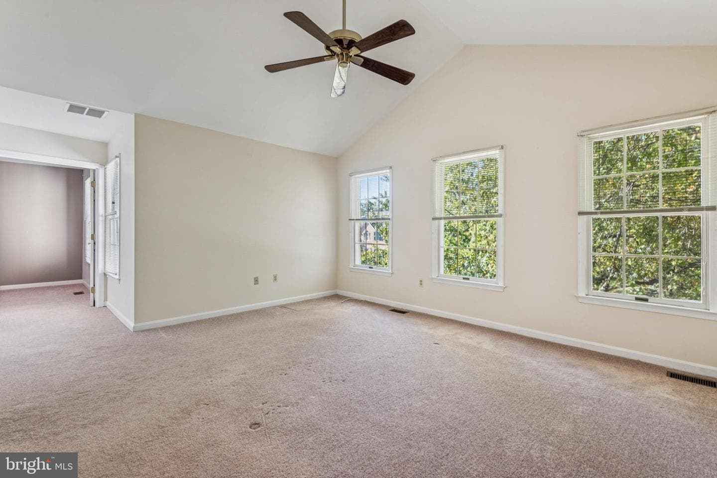 410 Fox Hollow Lane photo 18