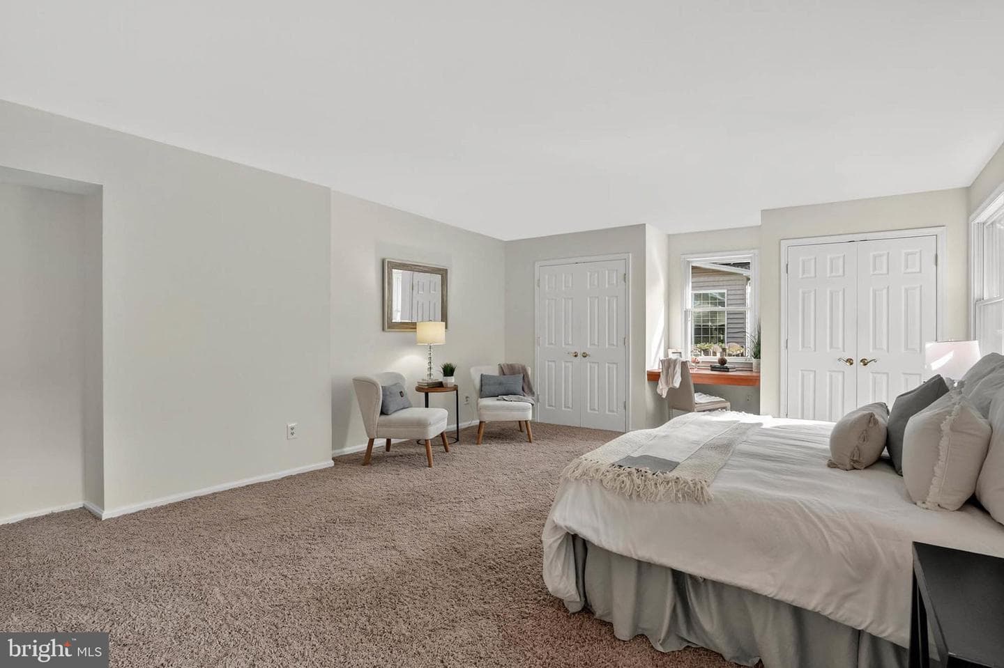 105 Giddings Avenue photo 27