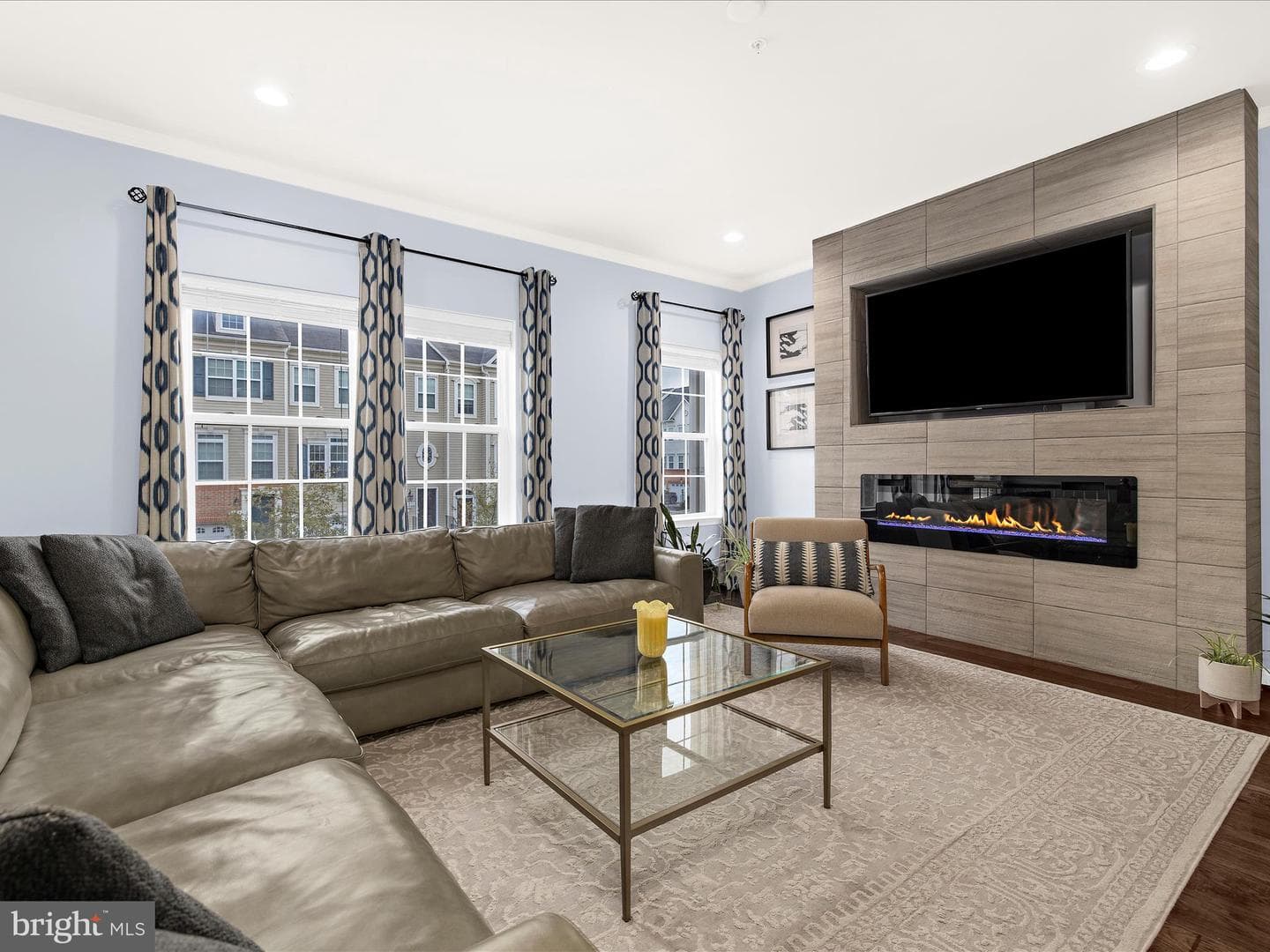 1008 Red Clover Road photo 3