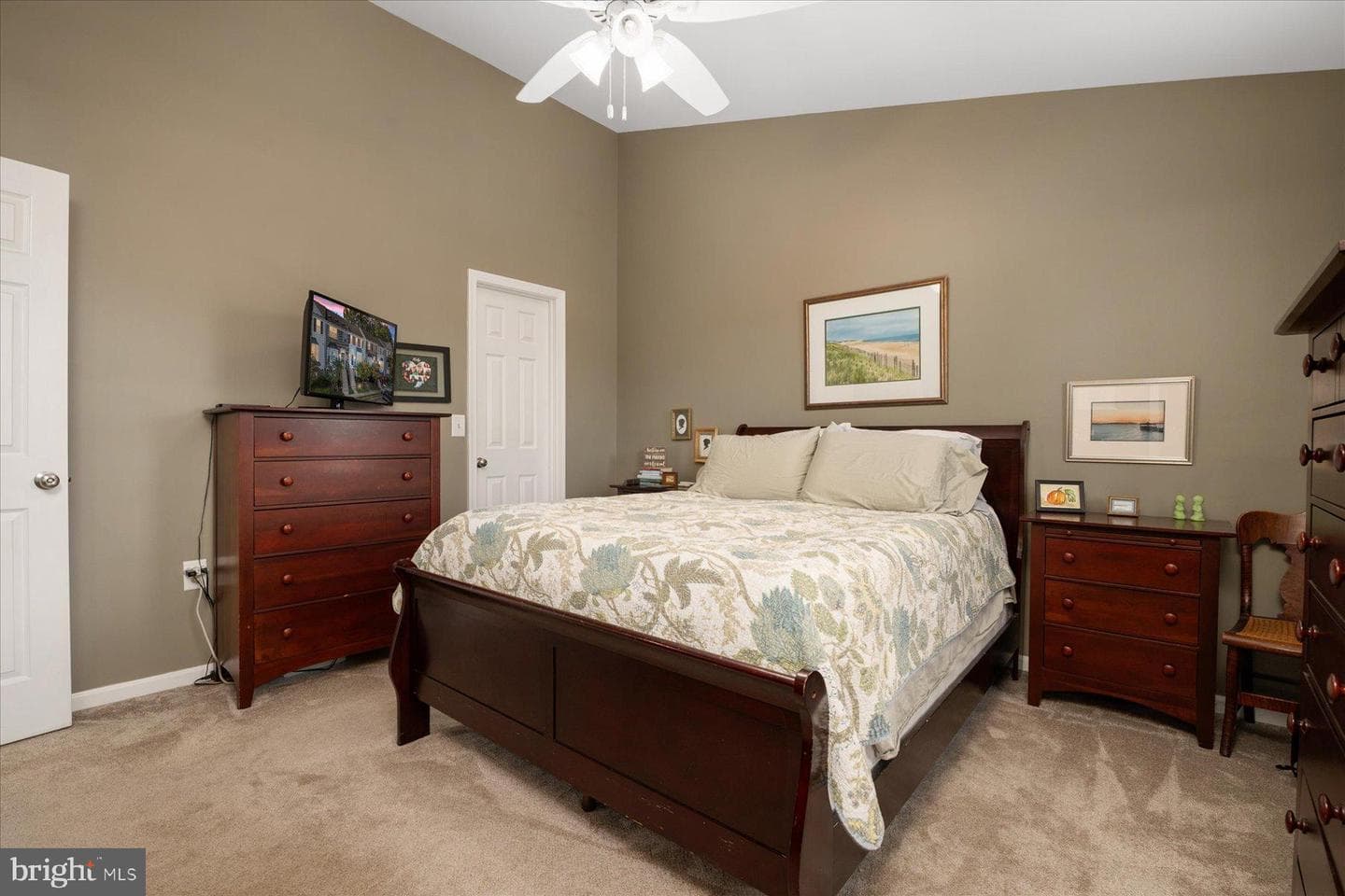 1260 Needham Court photo 23