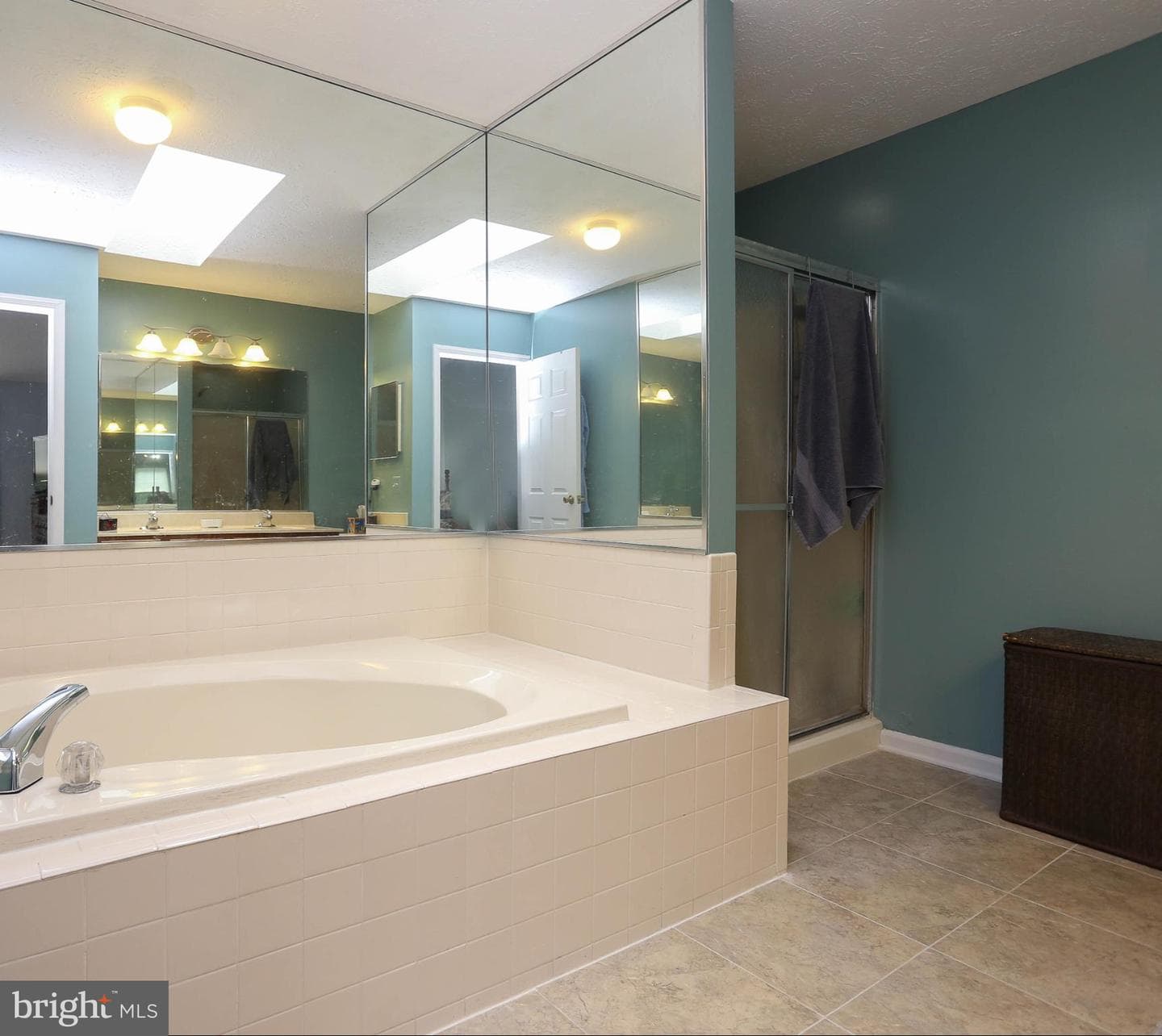 758 Sunnyfield Lane photo 19