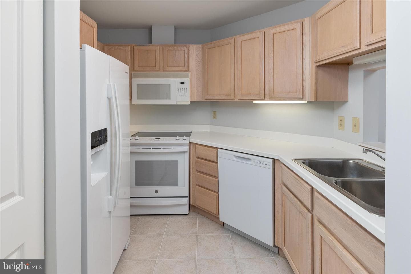7101 Bay Front Drive #301 photo 21