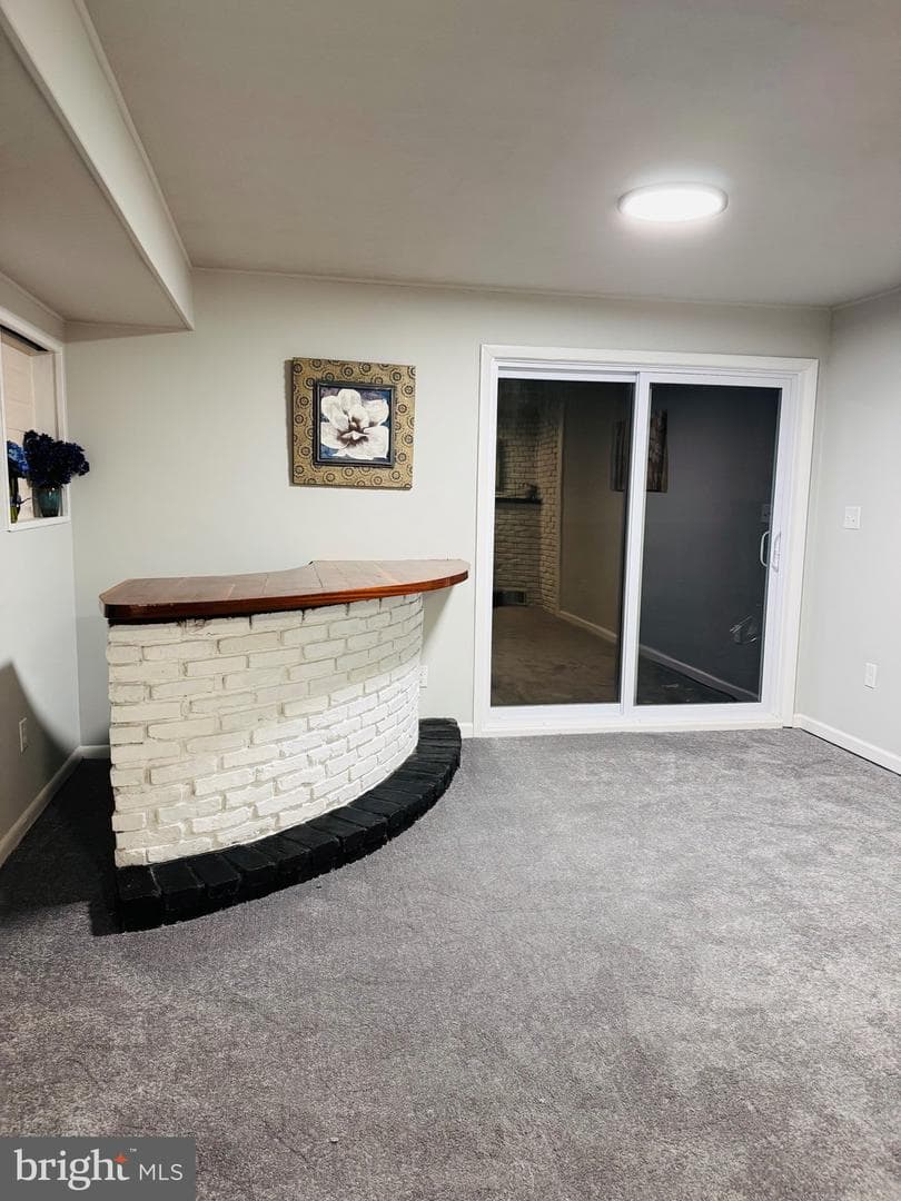 1031 Lake Claire Drive photo 12