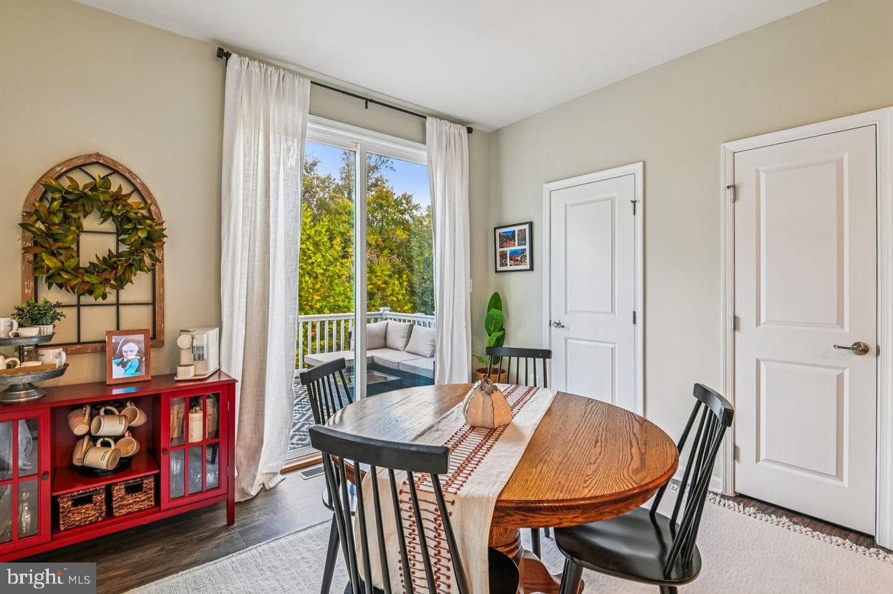 158 Rebecca Hammond Court photo 11