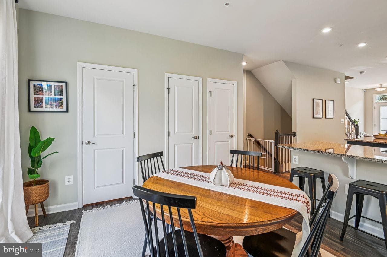 158 Rebecca Hammond Court photo 12