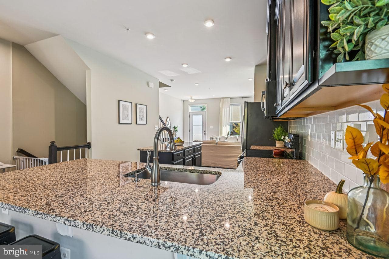158 Rebecca Hammond Court photo 13