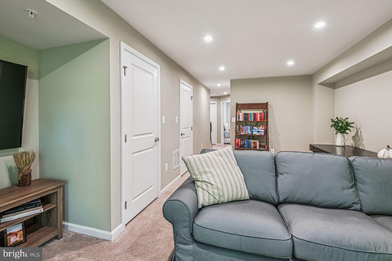 158 Rebecca Hammond Court photo 26