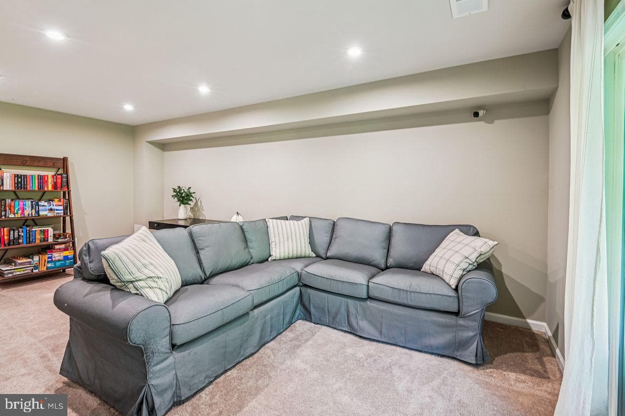 158 Rebecca Hammond Court photo 27