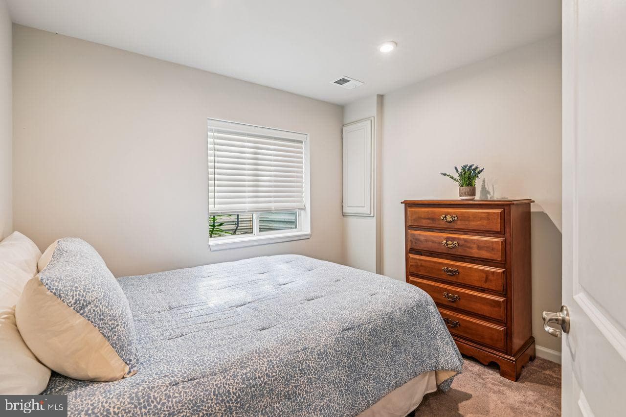 158 Rebecca Hammond Court photo 28
