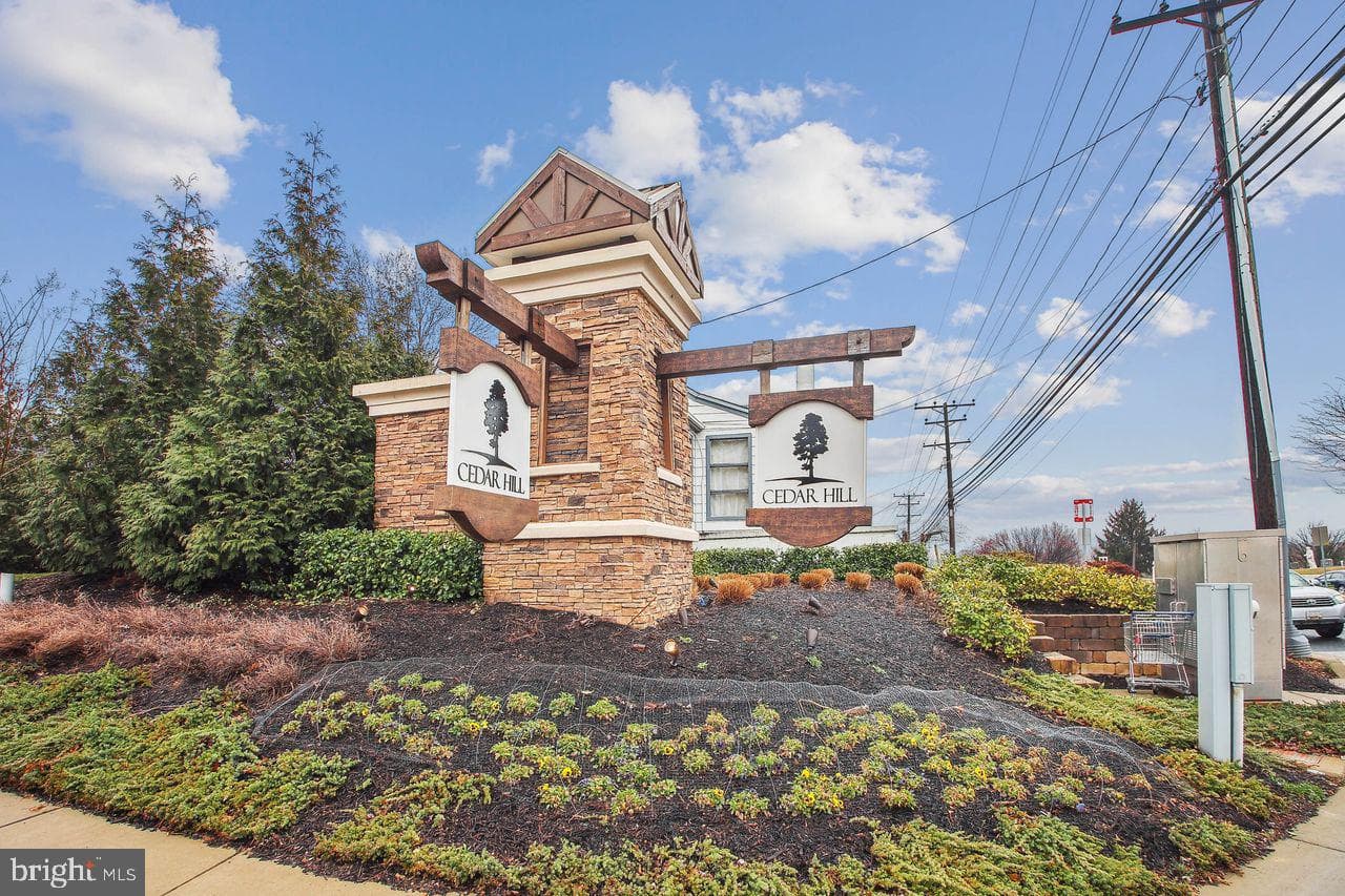 158 Rebecca Hammond Court photo 31