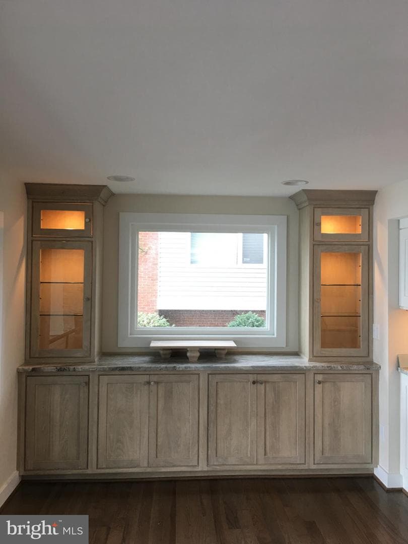 522 Moorings Circle photo 8