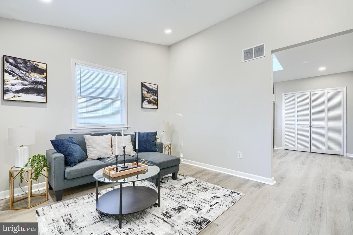 301 Newfield Road photo 11