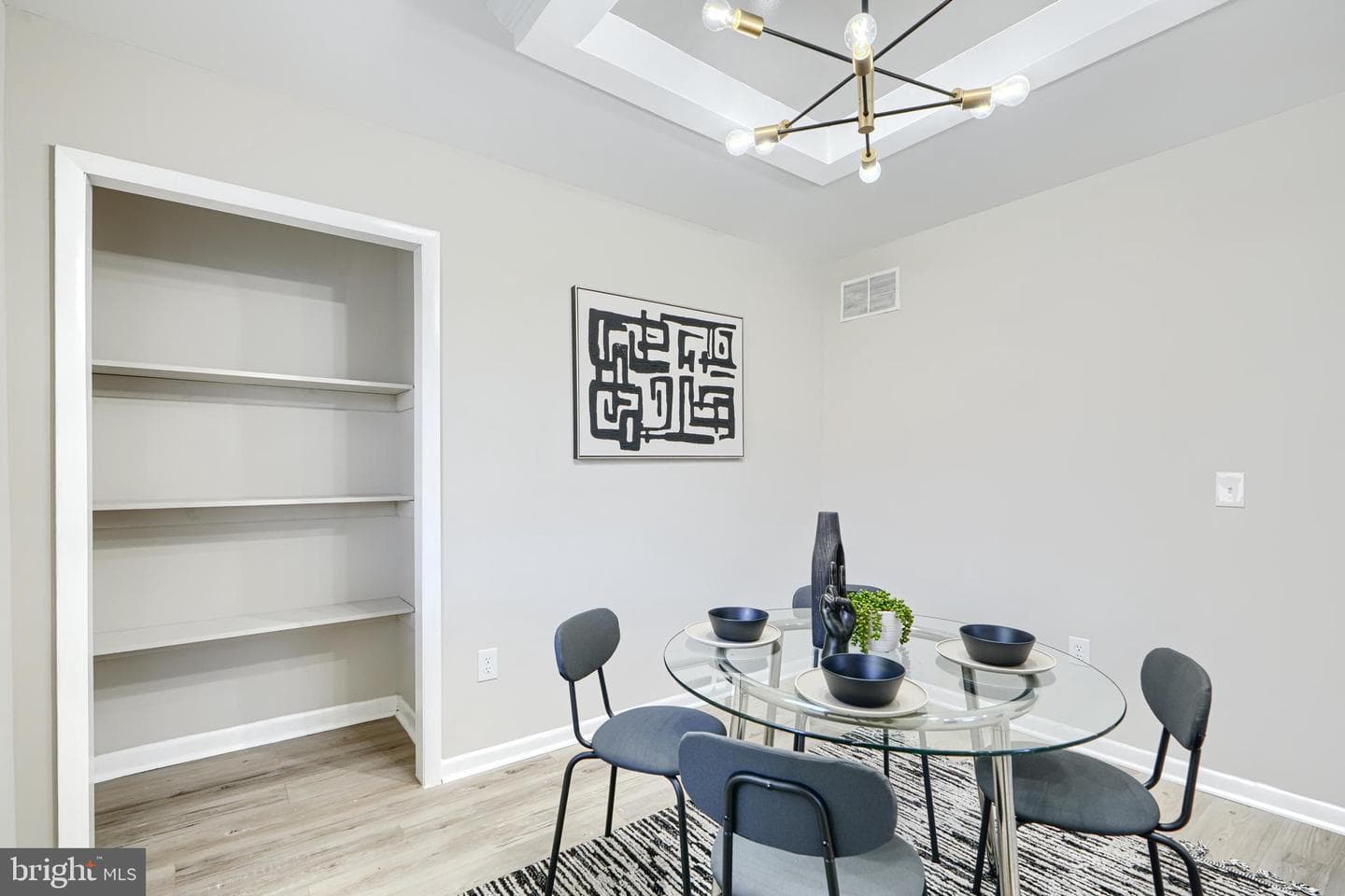 301 Newfield Road photo 13