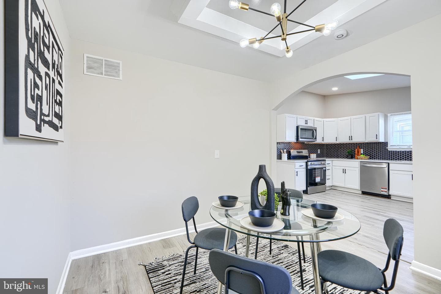 301 Newfield Road photo 14