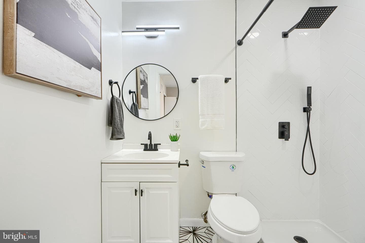 301 Newfield Road photo 16