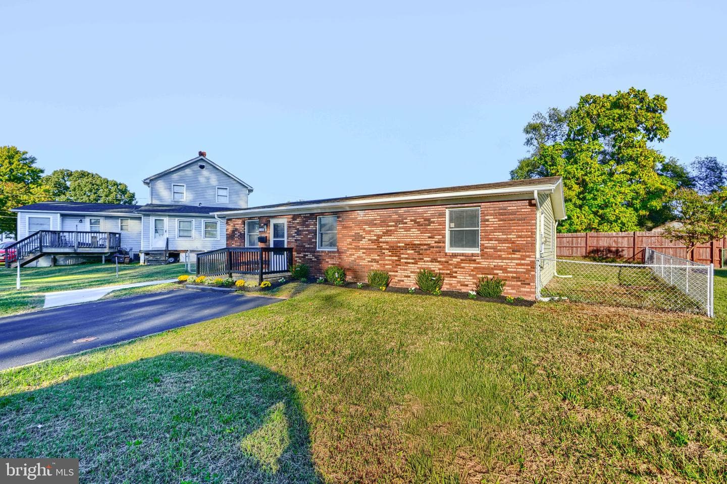 301 Newfield Road photo 29