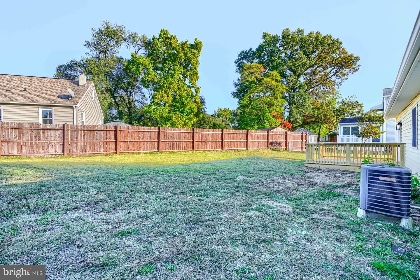 301 Newfield Road photo 31