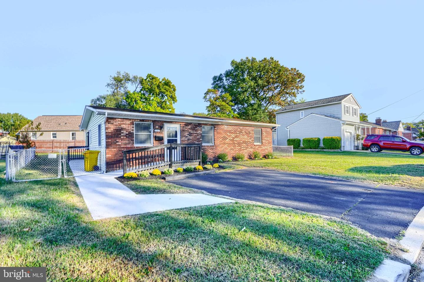 301 Newfield Road photo 32