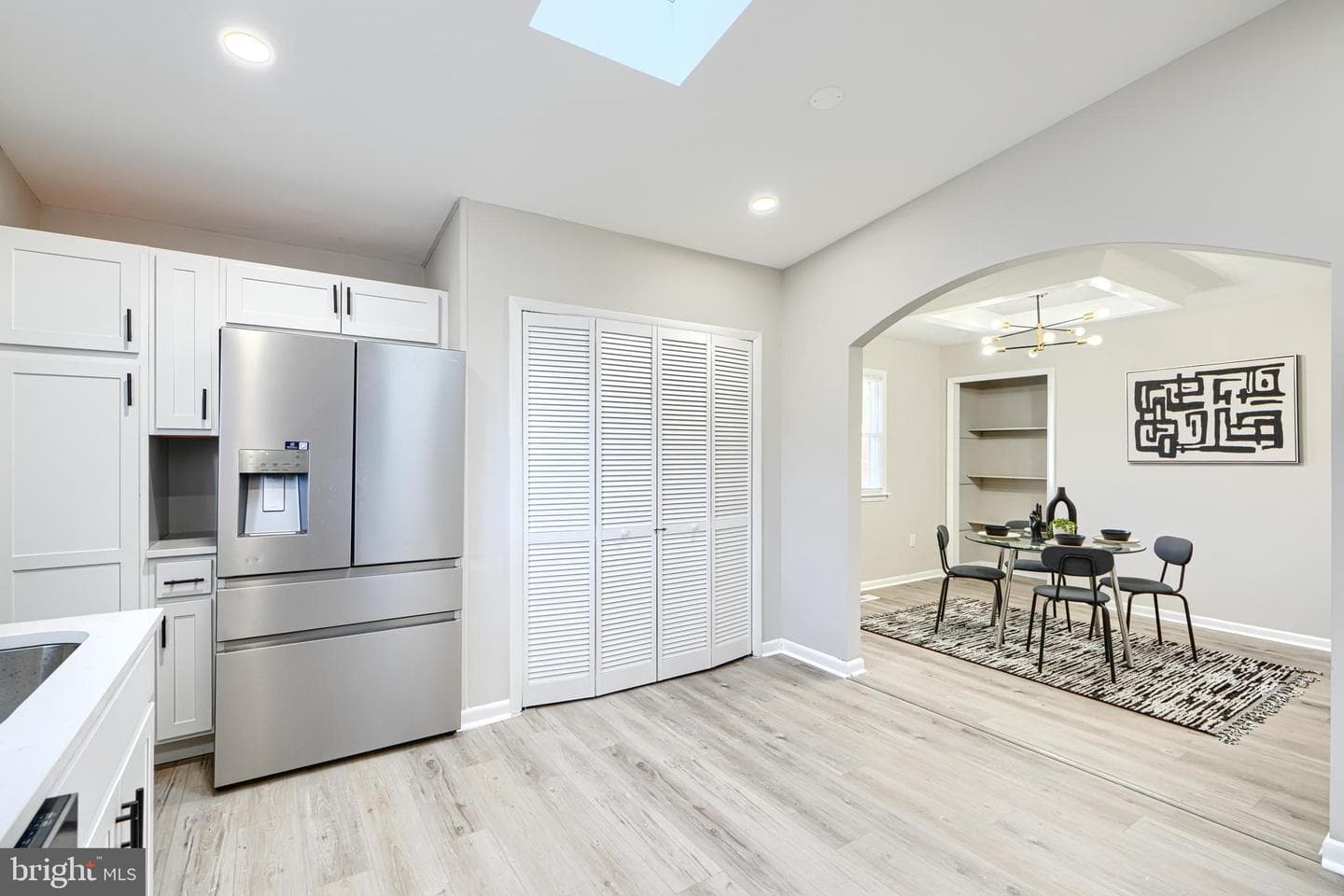 301 Newfield Road photo 6