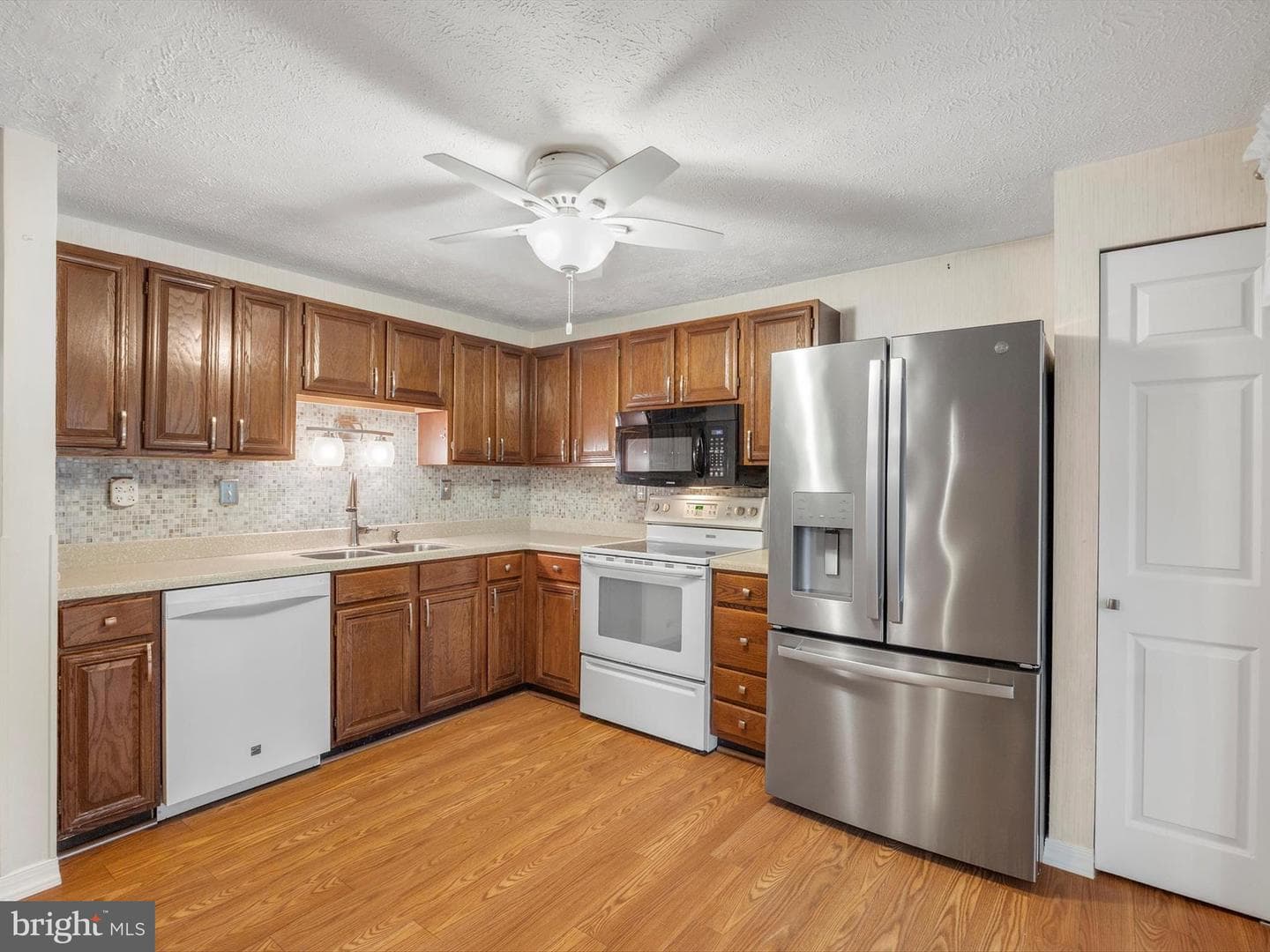 7900 Blue Anchor Court photo 12