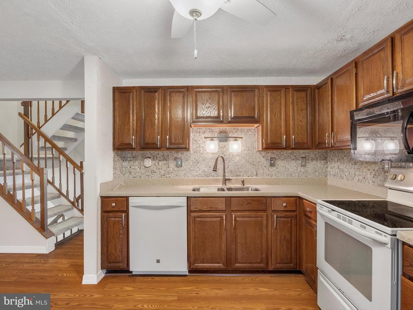 7900 Blue Anchor Court photo 13