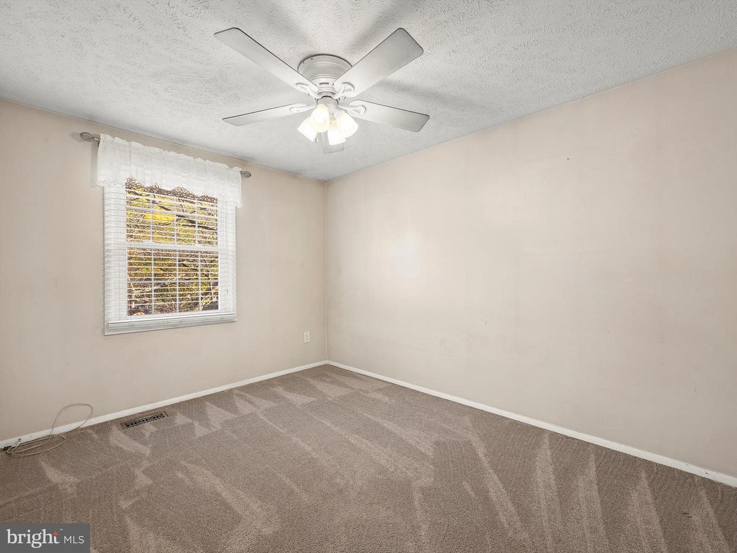 7900 Blue Anchor Court photo 17