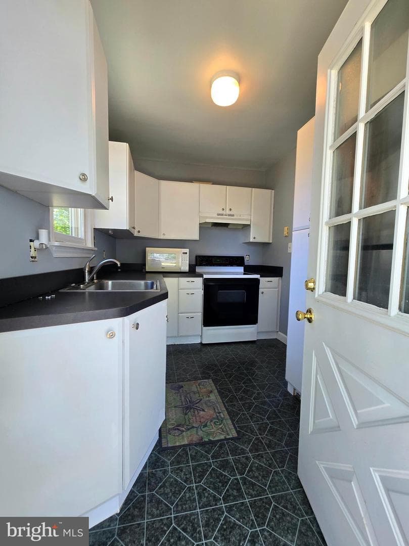 151 Riviera Drive photo 28