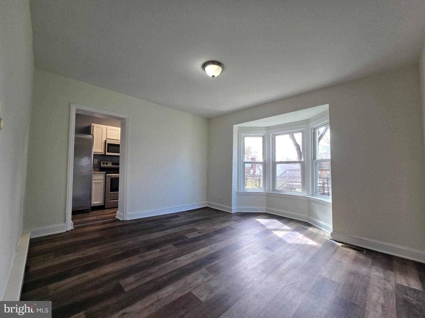 151 Riviera Drive photo 4