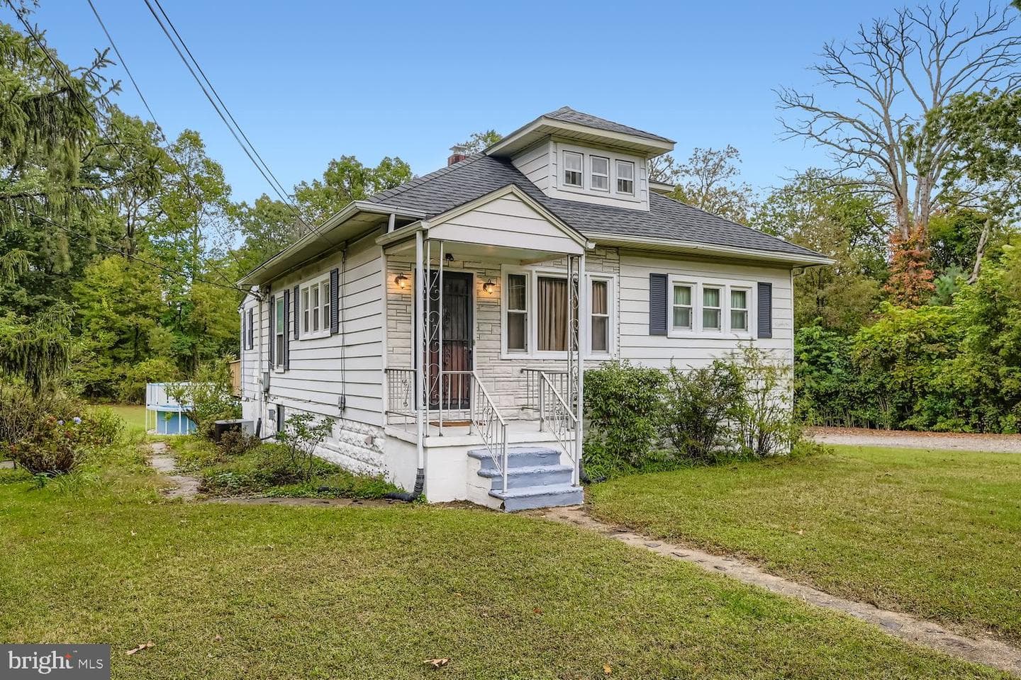 1230 Breitwert Avenue photo 4